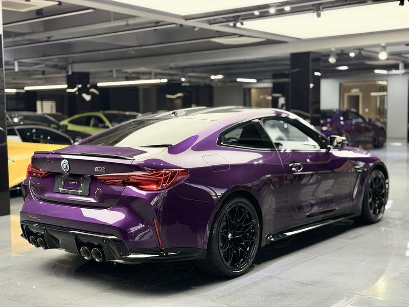 BMW M4 - фото 4