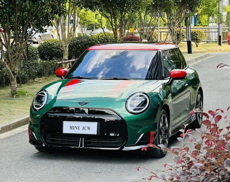 MINI JCW - фото 0