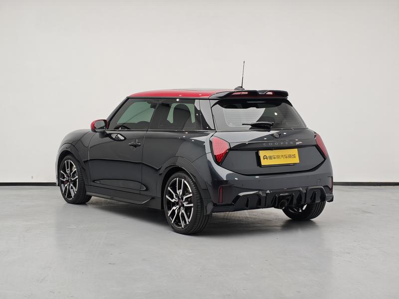 MINI JCW - фото 4