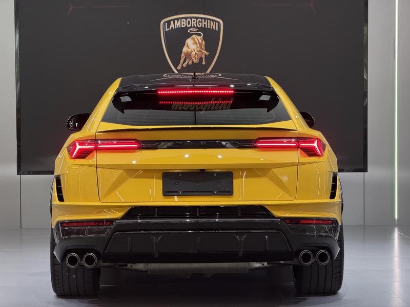 Lamborghini Urus - фото 2