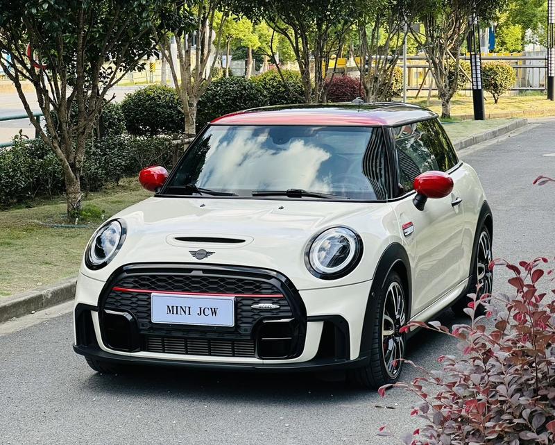 MINI JCW - фото 0
