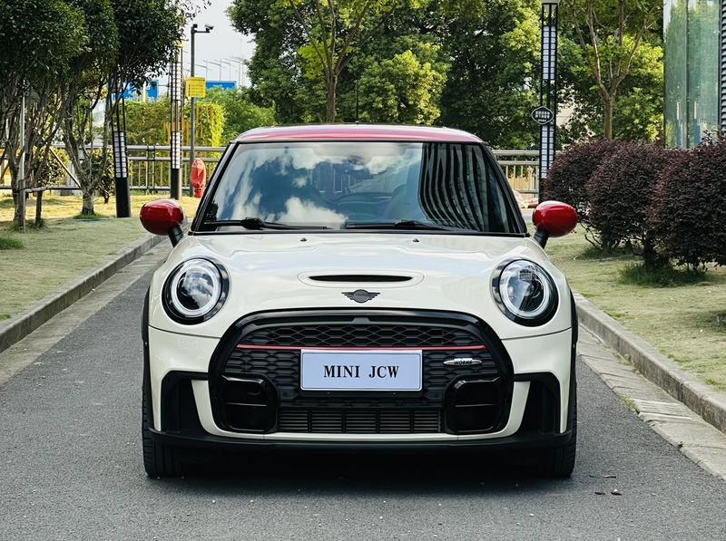 MINI JCW - фото 1