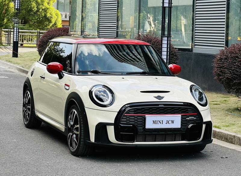 MINI JCW - фото 2