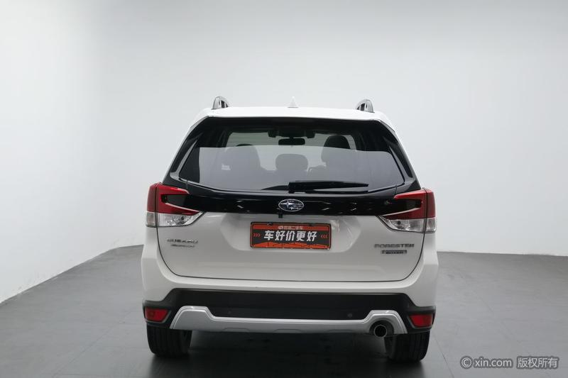 Subaru Forester - фото 2
