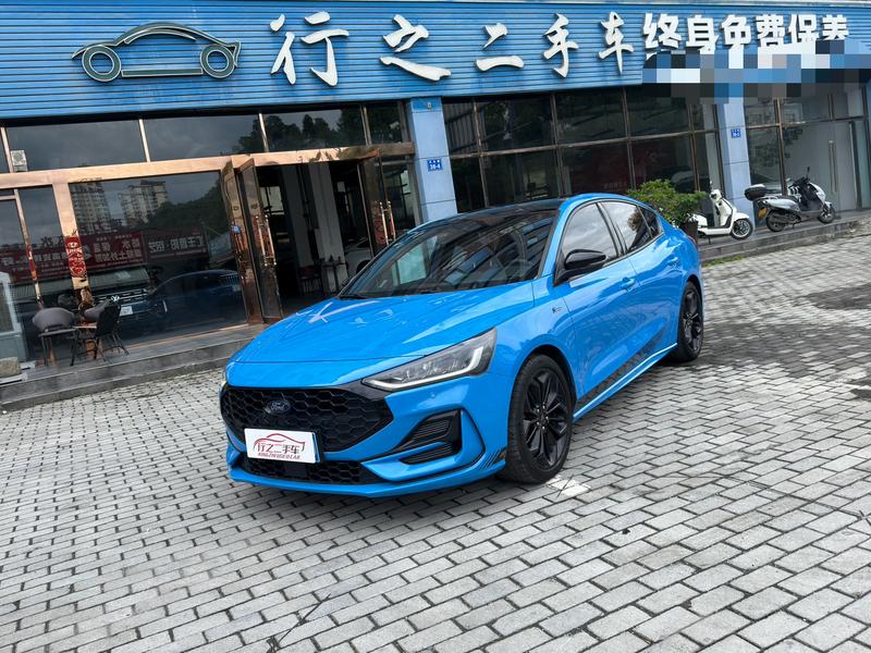 Ford Focus - фото 0