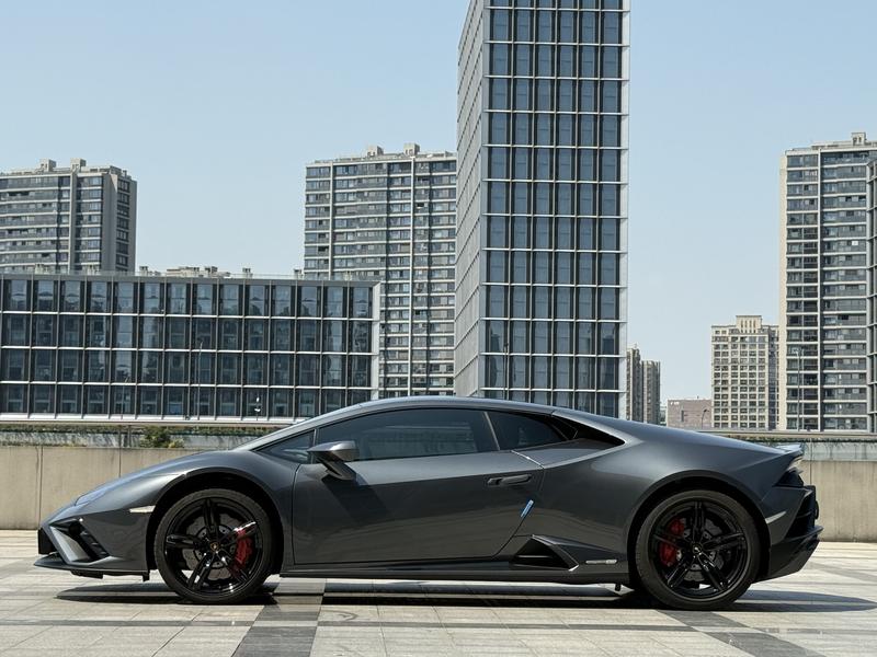 Lamborghini Huracán - фото 3