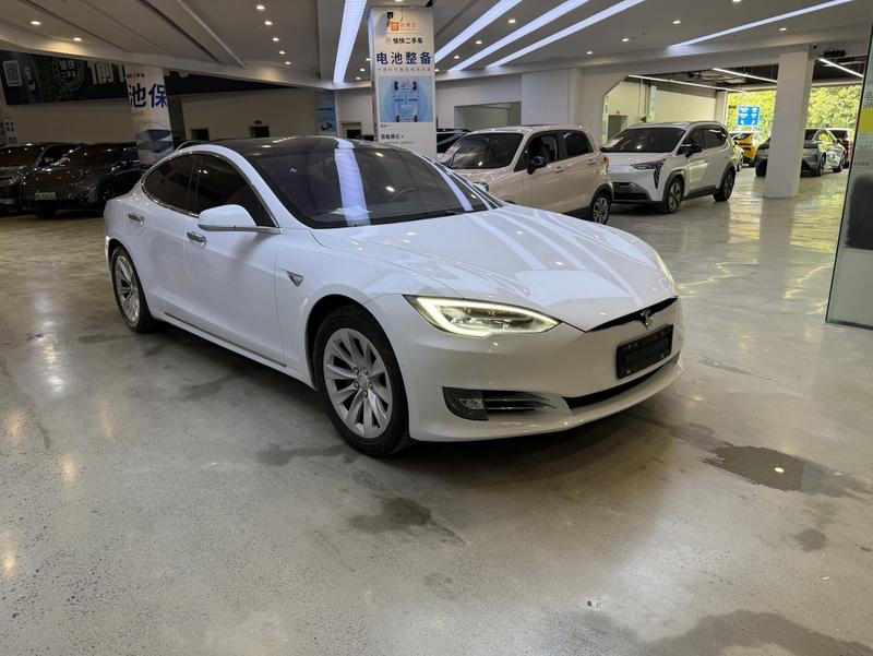 Tesla Model S - фото 2