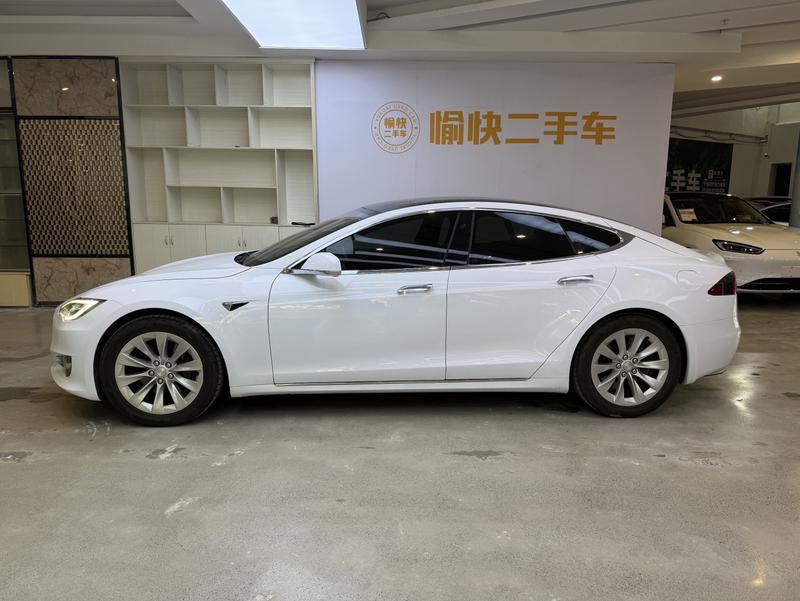 Tesla Model S - фото 3