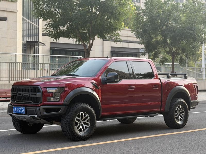 Ford F-150 Raptor - фото 0