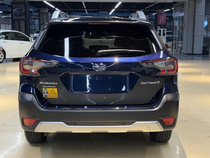Subaru Outback - фото 4