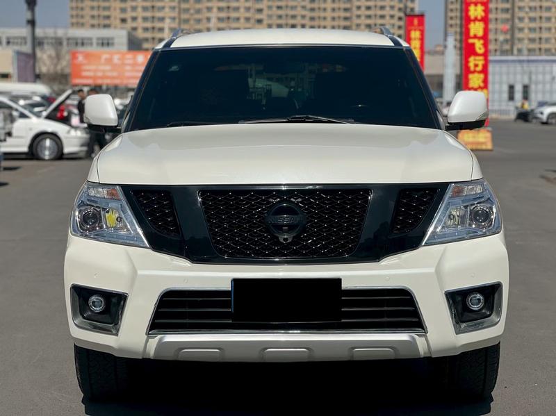 Nissan Patrol - фото 1