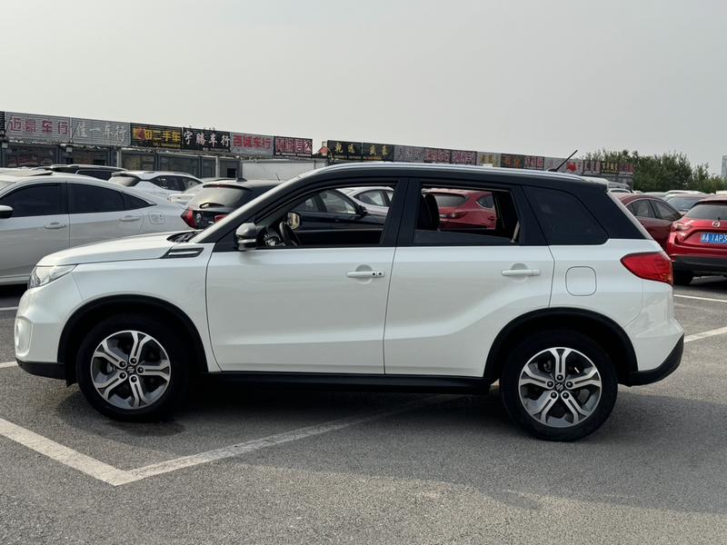Suzuki Vitara - фото 2
