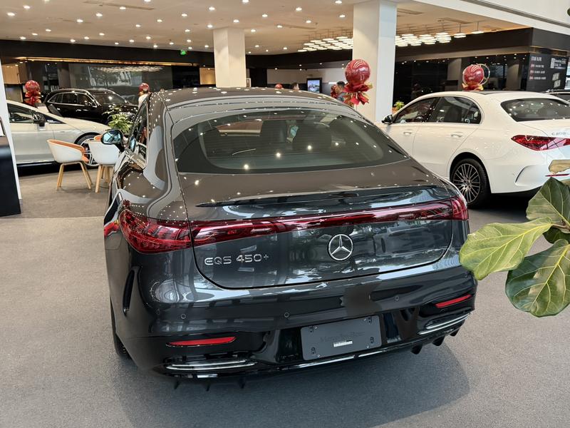 Mercedes-Benz EQS - фото 4