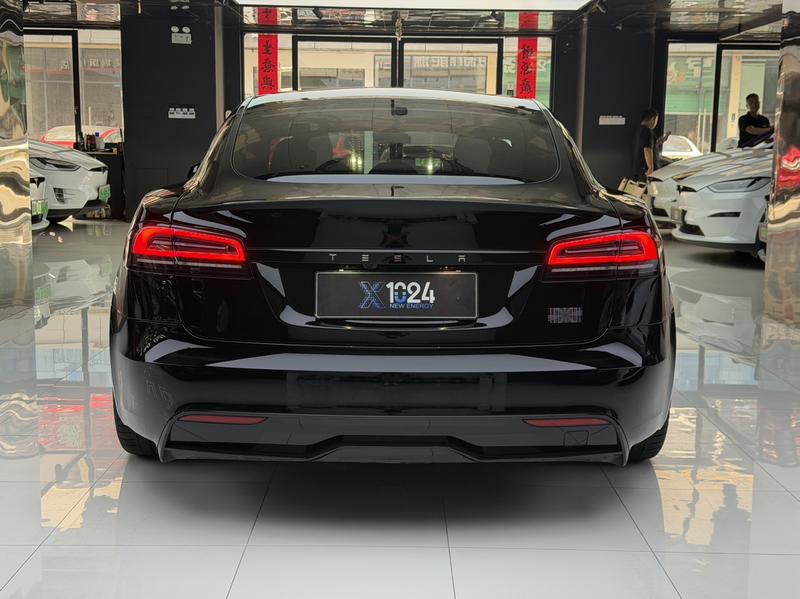 Tesla Model S - фото 4