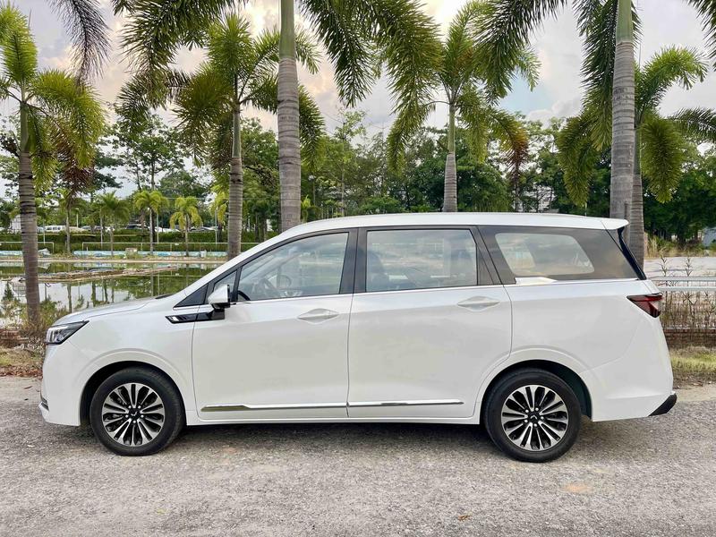 Wuling Jiachen - фото 3