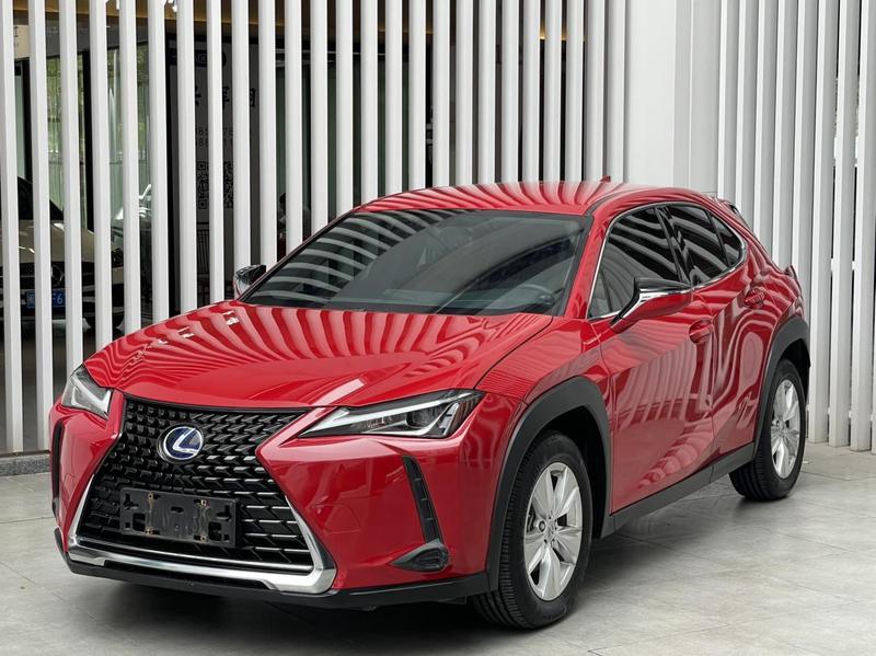 Lexus UX - фото 0