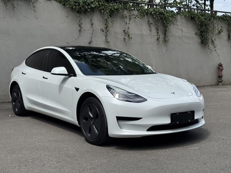 Tesla Model 3 (Import) - фото 2