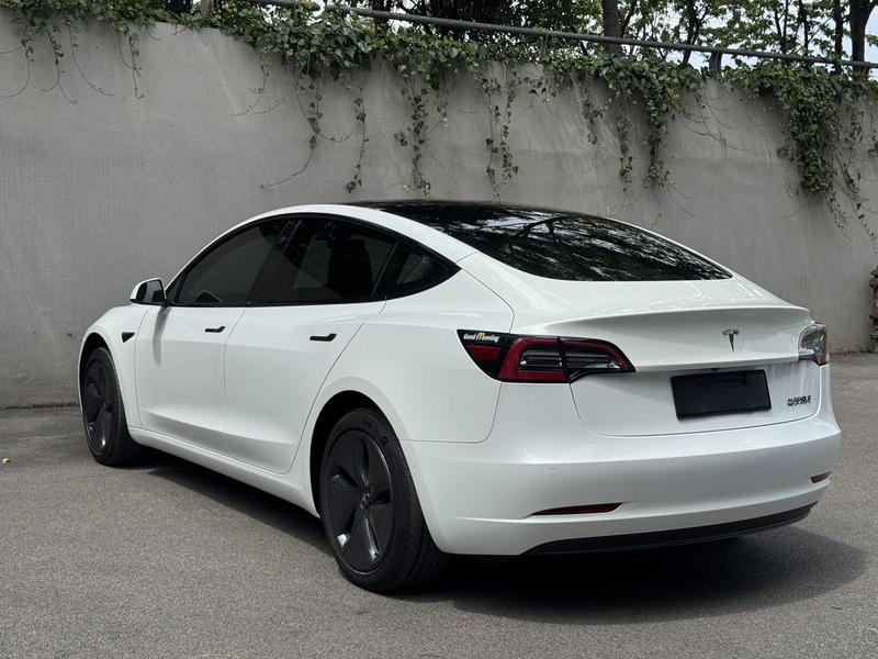 Tesla Model 3 (Import) - фото 3