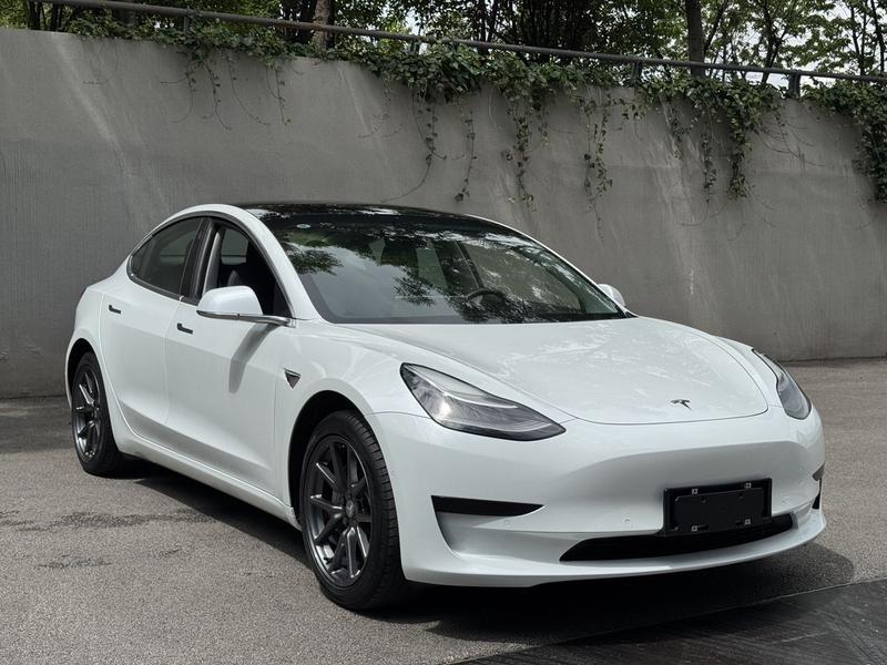 Tesla Model 3 (Import) - фото 2