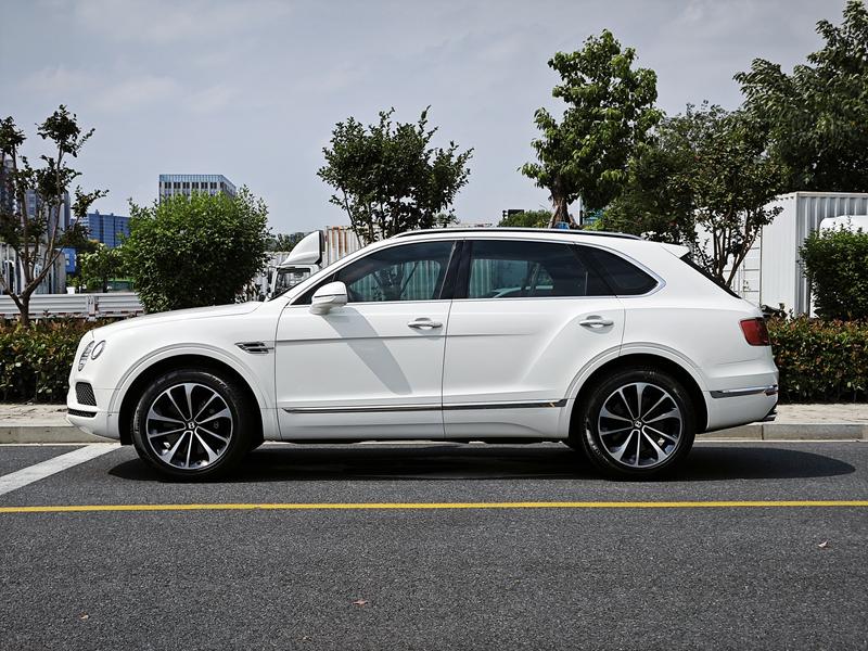 Bentley Bentayga - фото 3