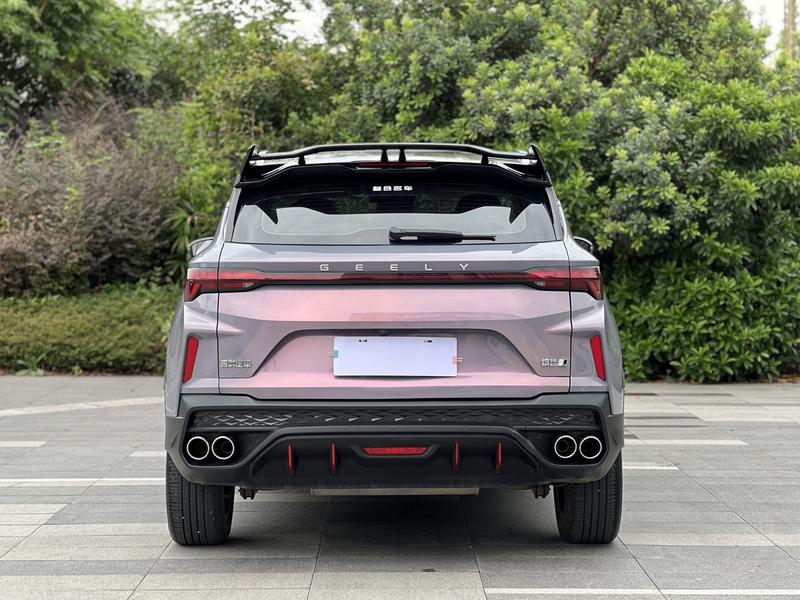 Geely Coolray - фото 4