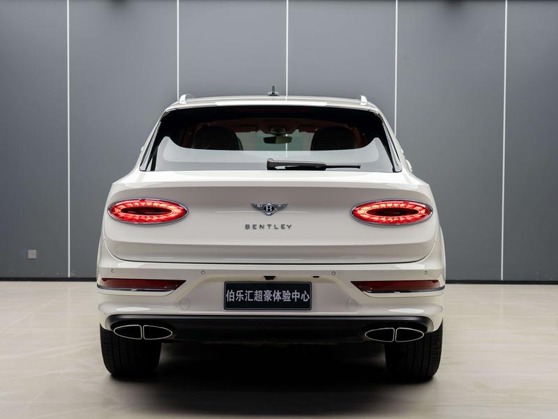 Bentley Bentayga - фото 3
