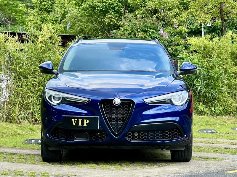 Alfa Romeo Stelvio - фото 1