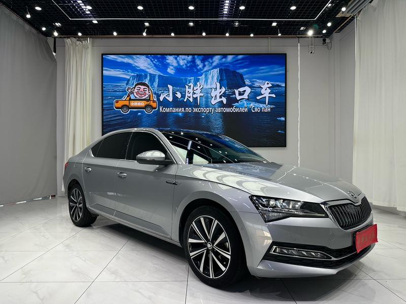 Skoda Superb - фото 2