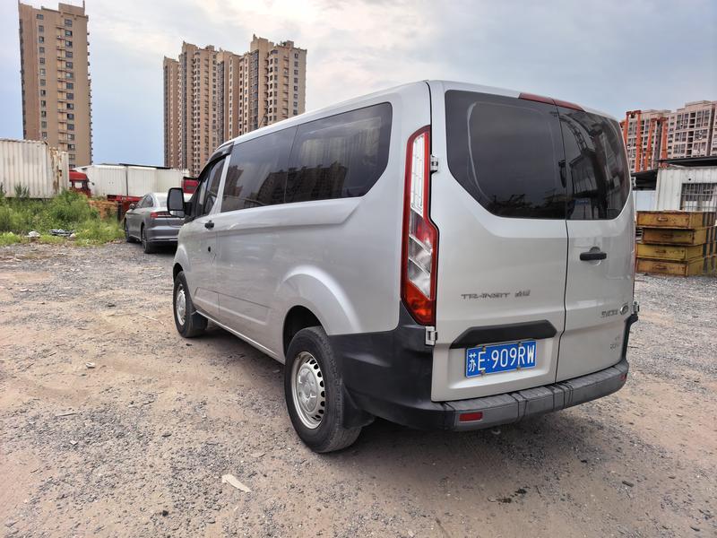 Ford Transit - фото 3