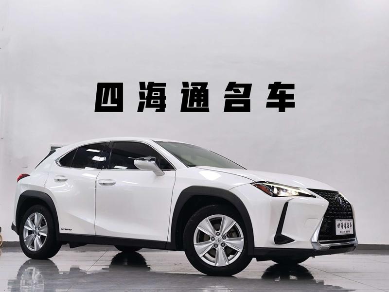 Lexus UX - фото 2