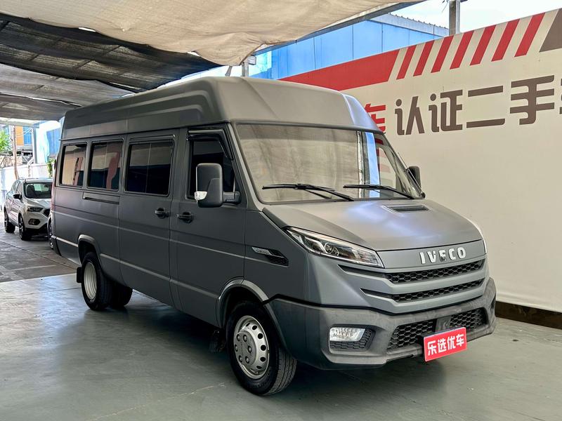 Iveco Daily - фото 2