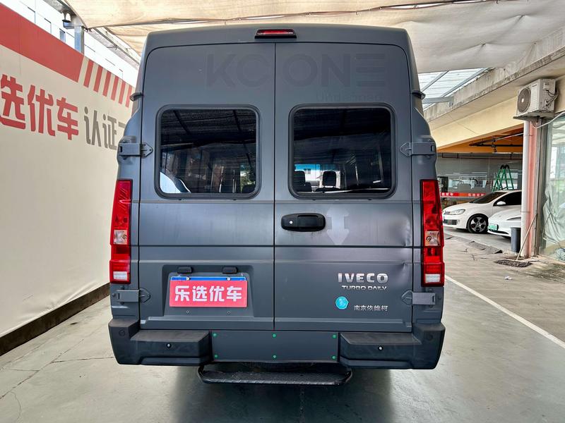 Iveco Daily - фото 3