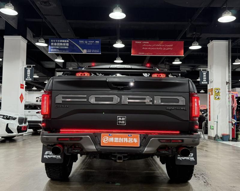 Ford F-150 Raptor - фото 4