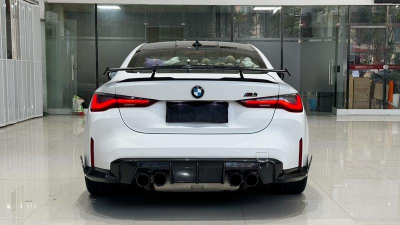 BMW M4 - фото 3