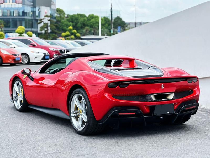 Ferrari 296 - фото 3