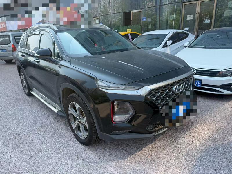 Hyundai Santa Fe - фото 2