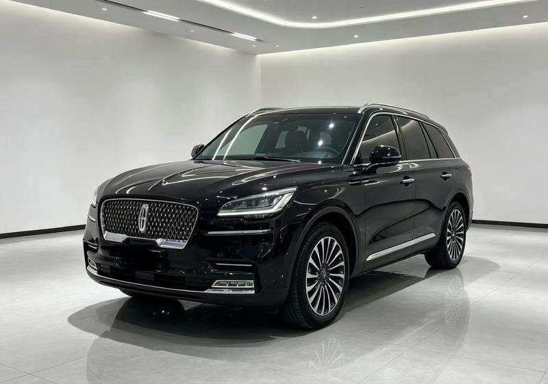 Lincoln Aviator - фото 0