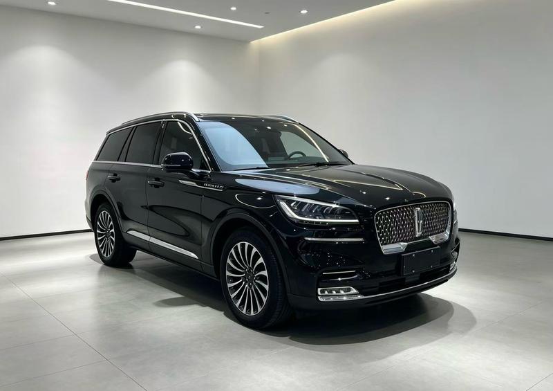 Lincoln Aviator - фото 2