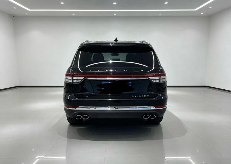 Lincoln Aviator - фото 4