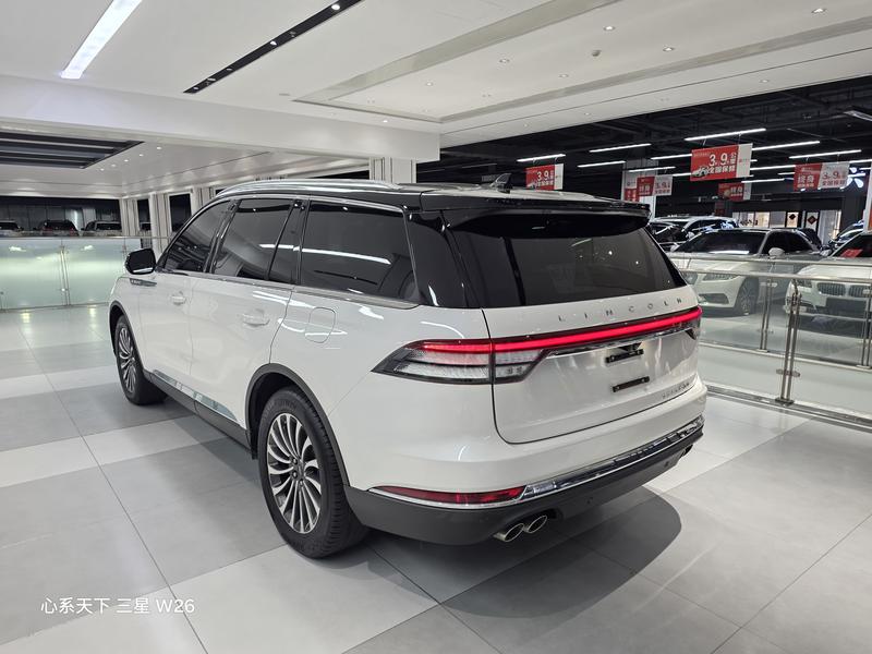 Lincoln Aviator - фото 3