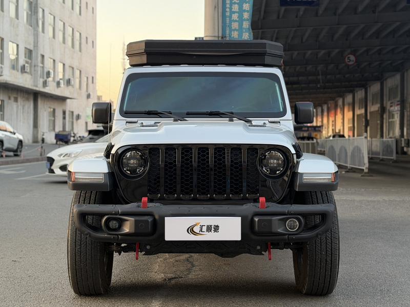 Jeep Gladiator - фото 1