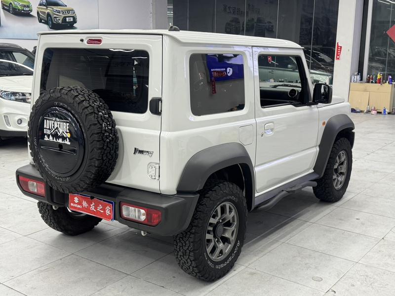 Suzuki Jimny - фото 3