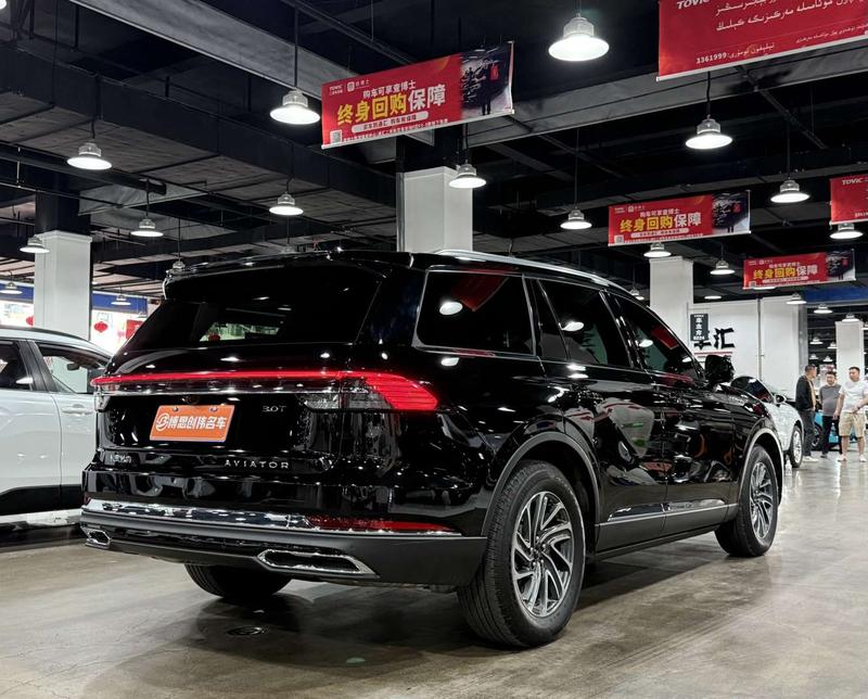 Lincoln Aviator - фото 4
