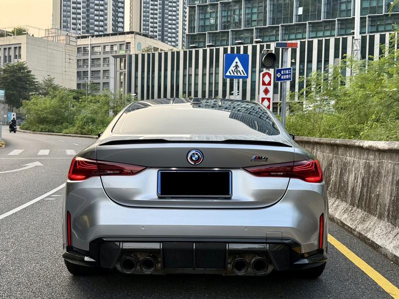 BMW M4 - фото 4