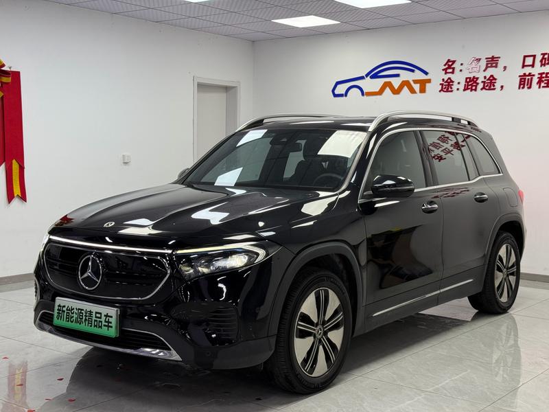 Mercedes-Benz EQB - фото 0