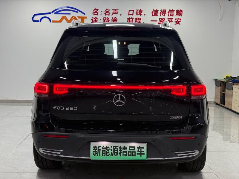Mercedes-Benz EQB - фото 4