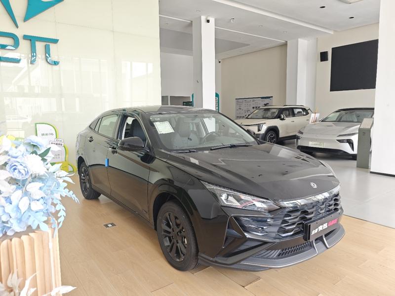 Dongfeng Aeolus Yixuan - фото 2