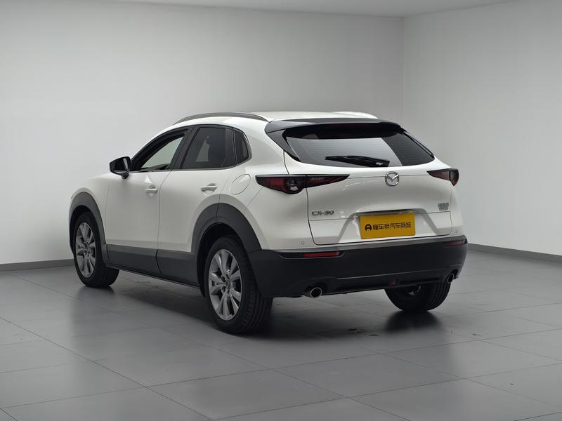 Mazda CX-30 - фото 4