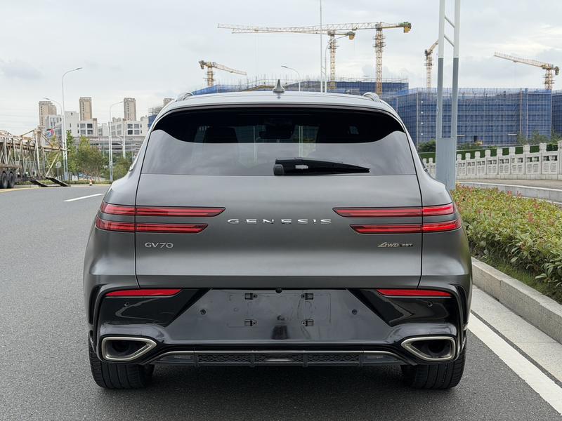 Genesis GV70 - фото 4