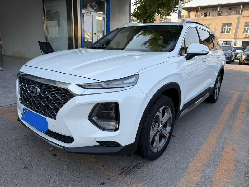 Hyundai Santa Fe - фото 0